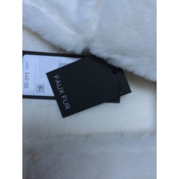 KARL LAGERFELD Paris Wome\'s White Faux Fur Scarf Pullover Lightweight New $68